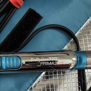 BaByliss Silver and Blue Hair Travel/Work Straightener